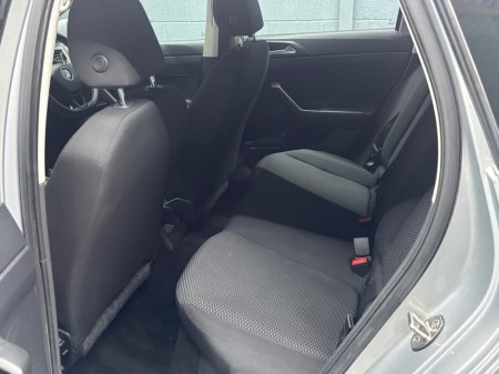 2019 Volkswagen Polo - photo 12