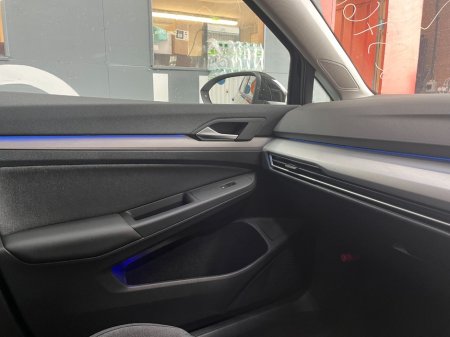 2025 Volkswagen Golf - photo 14