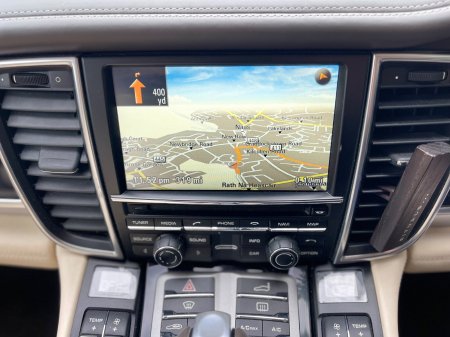 2015 Porsche Panamera - photo 16