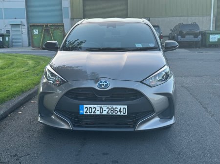2020 Toyota Yaris - photo 2