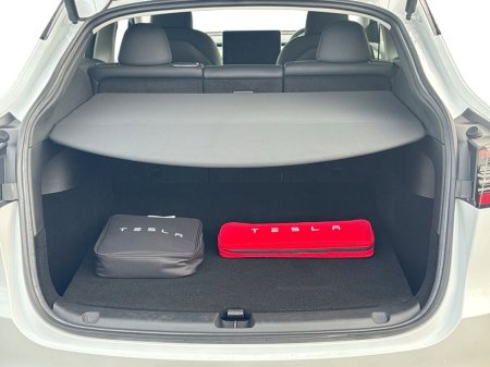 2023 Tesla Model Y - photo 16