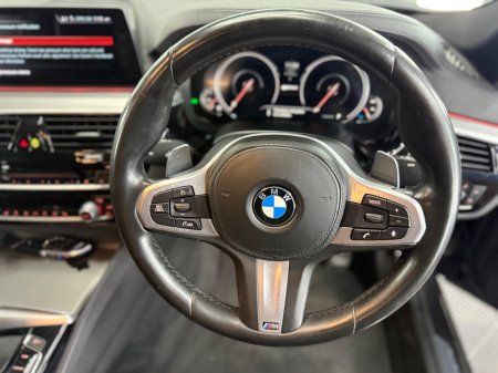 2017 BMW 5-Series - photo 28