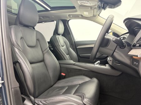 2023 Volvo XC90 - photo 28