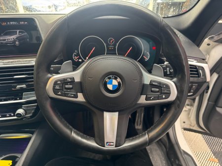 2019 BMW 5-Series - photo 10