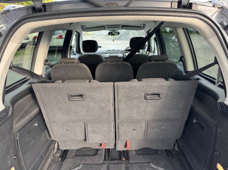 2011 Ford Galaxy - photo 8