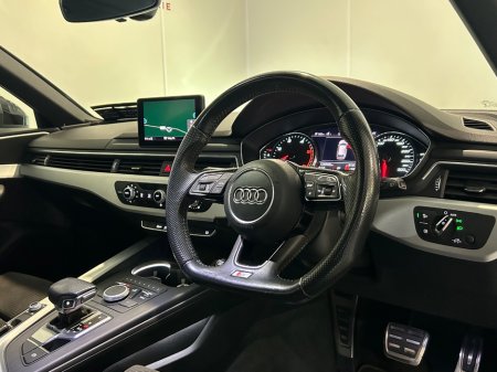 2018 Audi A4 - photo 10