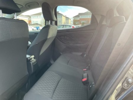 2023 Toyota Yaris - photo 8