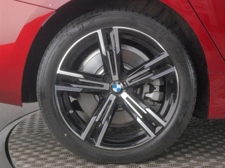 2025 BMW 3-Series - photo 13