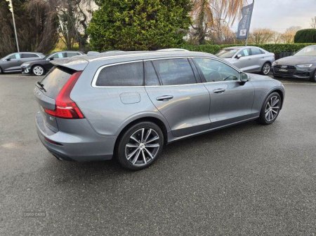 2021 Volvo V60 - photo 5