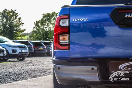 2024 Toyota Hilux - photo 7