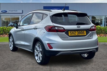 2023 Ford Fiesta - photo 2