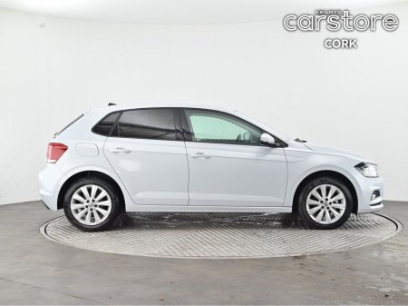 2018 Volkswagen Polo - photo 2