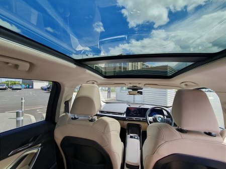 2024 BMW iX1 - photo 24