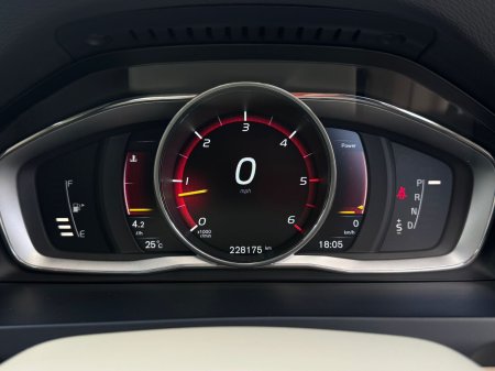 2015 Volvo V60 - photo 21