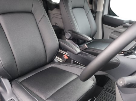2026 Ford Tourneo Custom - photo 11