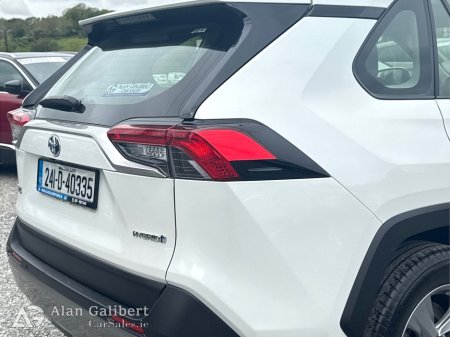 2024 Toyota RAV4 - photo 17