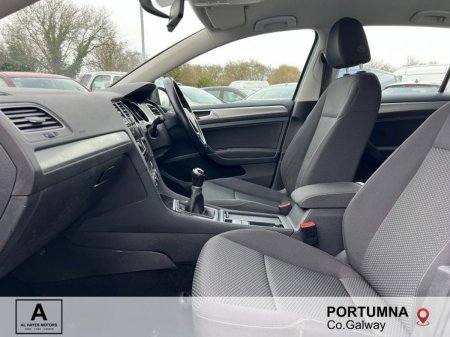 2019 Volkswagen Golf - photo 3