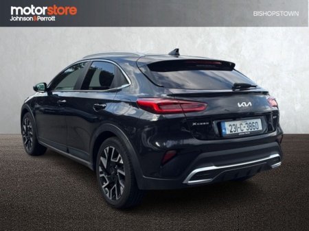 2023 Kia XCeed - photo 2
