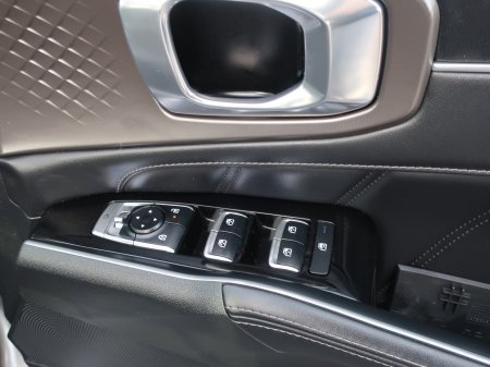 2025 Kia Sorento - photo 18