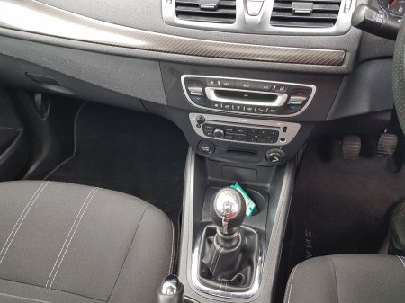 2016 Renault Fluence - photo 17