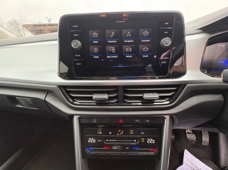 2023 Volkswagen T-Roc - photo 22