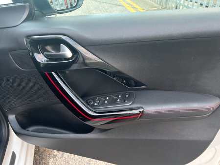 2017 Peugeot 208 - photo 19