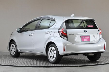2021 Toyota Aqua - photo 7