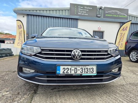 2022 Volkswagen Passat - photo 2