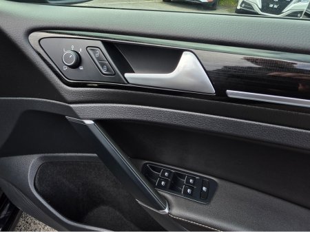 2020 Volkswagen Golf - photo 5