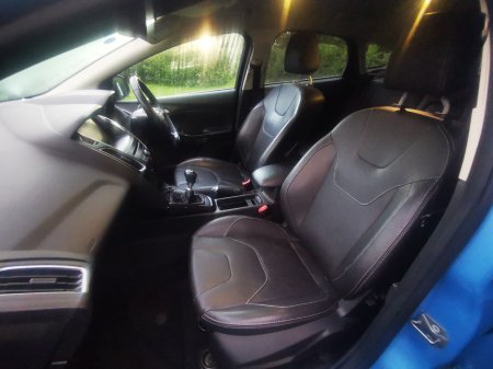 2016 Ford Focus - photo 3
