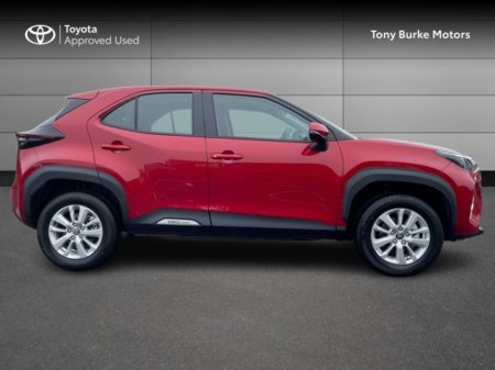 2026 Toyota Yaris Cross - photo 3