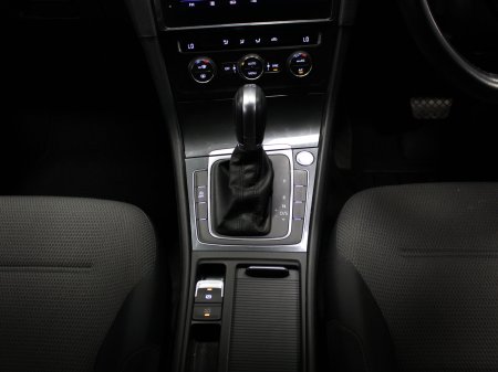 2019 Volkswagen Golf - photo 18