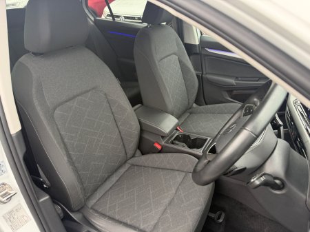 2023 Volkswagen Golf - photo 10