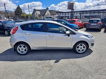 2017 Ford Fiesta - photo 11
