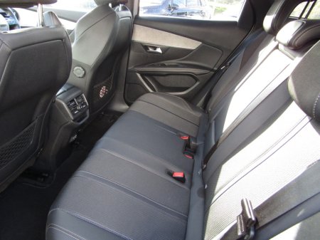 2023 Peugeot 3008 - photo 9