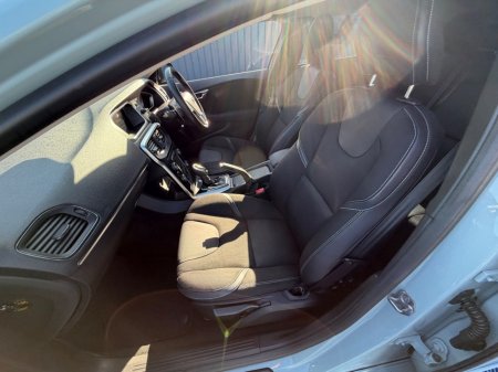 2019 Volvo V40 - photo 45