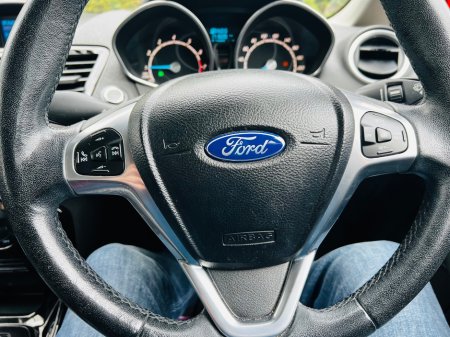 2015 Ford Fiesta - photo 19