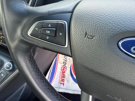 2017 Ford Focus - photo 10