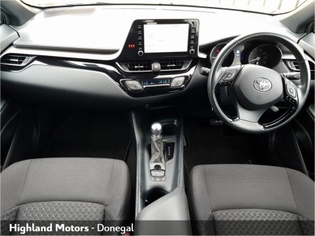 2023 Toyota C-HR - photo 2