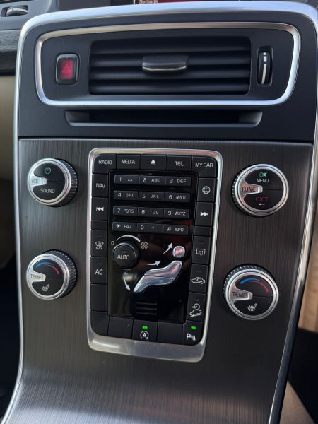 2015 Volvo V60 - photo 17