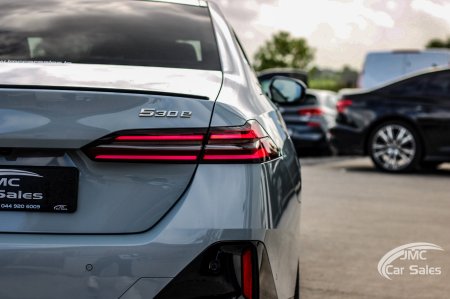 2024 BMW 5-Series - photo 11