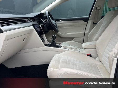 2018 Volkswagen Passat - photo 9