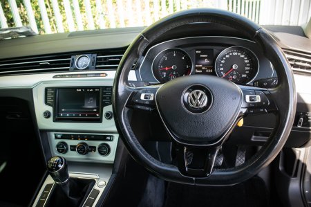 2016 Volkswagen Passat - photo 11