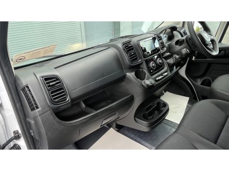 2026 Opel Movano - photo 12