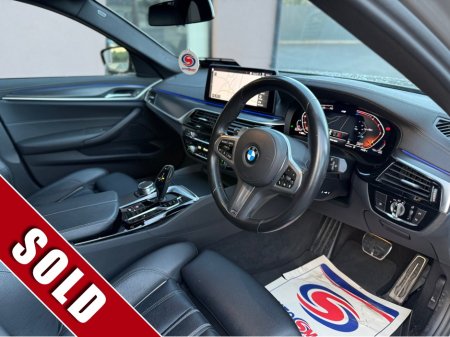2022 BMW 5-Series - photo 13