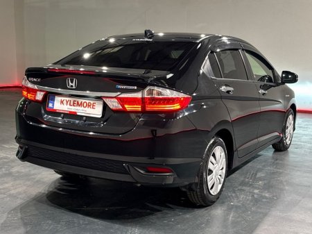 2018 Honda Grace - photo 3