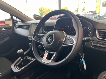 2023 Renault Clio - photo 7