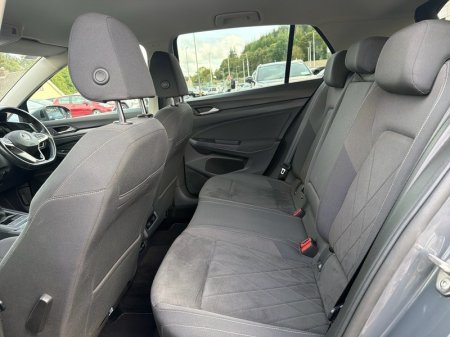 2021 Volkswagen Golf - photo 7