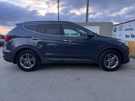 2017 Hyundai Santa Fe - photo 12