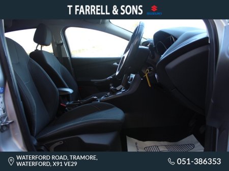 2015 Ford Focus - photo 12
